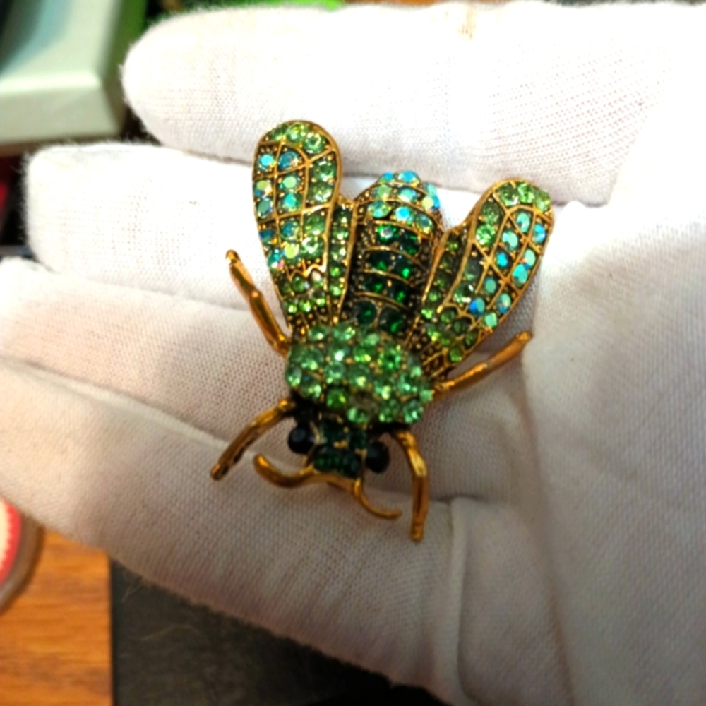 Vintage Inspired Green and Gold Bee Brooch